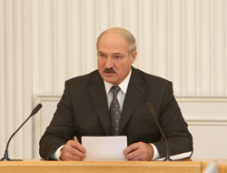 А.Лукашенко подписал Директиву №4 