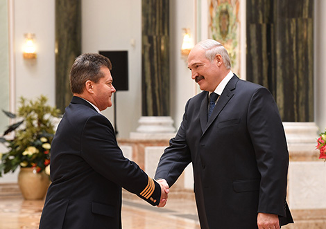 Лукашенко рассчитывает на позитивный рост экономики в 2018 году