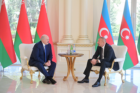 Лукашенко: помешать сотрудничеству Беларуси и Азербайджана не может ни одна пандемия