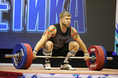 Белорусский тяжелоатлет Павел Ходасевич стал чемпионом II Игр стран СНГ