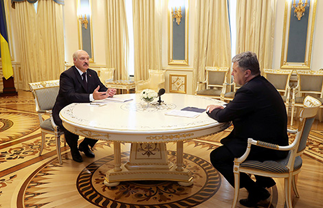 Лукашенко отмечает большой потенциал для развития сотрудничества Беларуси и Украины