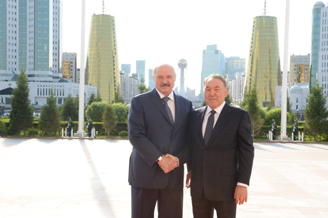 Лукашенко: Беларуси и Казахстану в развитии торгово-экономических отношений нужен новый глоток воздуха