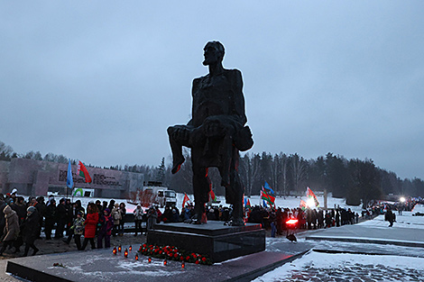 В Беларуси чтят память жителей Хатыни и тысяч других сожженных деревень