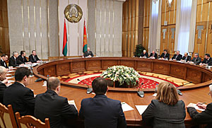 Лукашенко: Будущий год - экзамен для всей власти