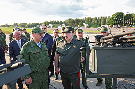 Лукашенко требует 