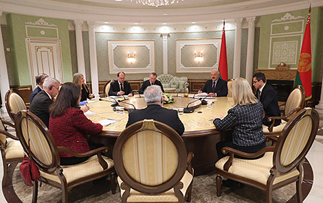 Лукашенко приглашает шведские и финские компании к реализации проектов в Беларуси