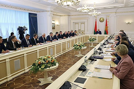 В Беларуси изменят подходы к экономической политике. Подробности совещания у Лукашенко