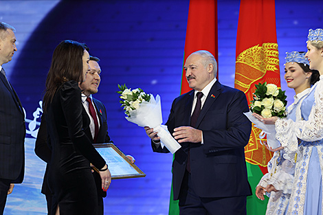 Лукашенко: молодое белорусское государство умеет находить эффективные ответы на любые вызовы