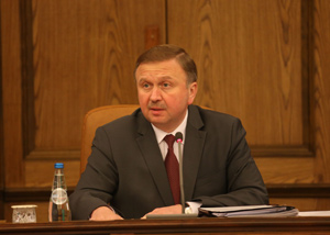 Кобяков потребовал принятия оперативных и системных мер для восстановления экономического роста