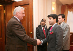 Беларусь намерена значительно нарастить объем взаимной торговли и инвестиционного сотрудничества с Индией