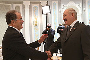 Лукашенко рассчитывает на разумный подход Европы к отношениям с постсоветскими странами, прежде всего с Россией