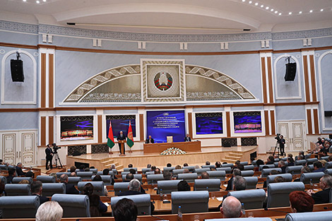 Лукашенко: в Беларуси сформирован по-настоящему работоспособный представительный и законодательный орган