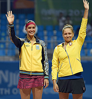 Белорусская теннисистка Ирина Шиманович выиграла золото юношеской Олимпиады в парном разряде