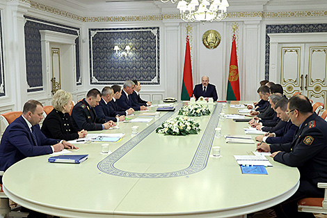 Лукашенко поручил определиться с механизмом уплаты дорожного сбора на уровне парламента и правительства