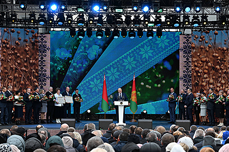 Выборы для народа, (не)удобные кадры, большое плавание, рубка по-президентски и разговор без 