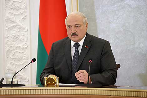 Лукашенко сделал предупреждение сомневающимся союзникам