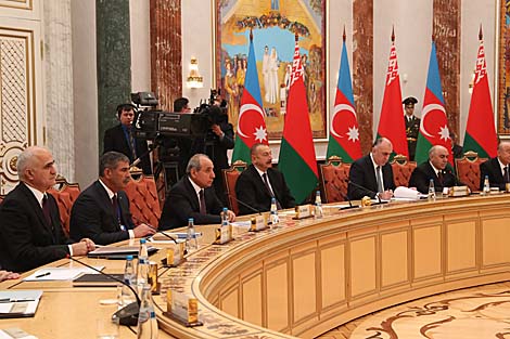 Алиев поблагодарил Беларусь за позицию по вопросу урегулирования конфликта в Нагорном Карабахе