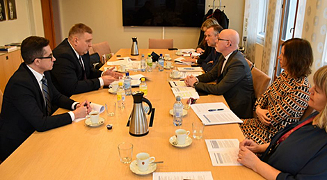 Беларусь и Норвегия готовят документы по упрощению визового режима