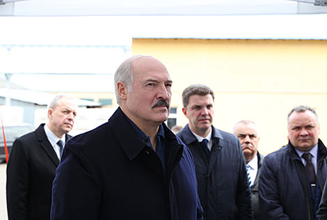 Лукашенко поручил в ближайшее время реконструировать 12 проблемных мостов
