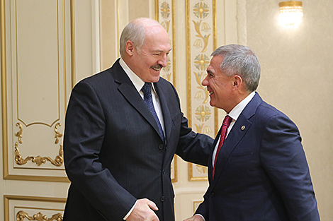 Лукашенко: в Беларуси высоко ценят исторически сложившиеся братские отношения с Татарстаном