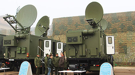 В Вооруженные Силы Беларуси поступили новейшие станции спутниковой связи