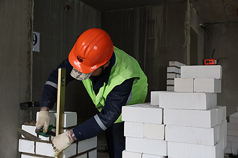 В Минтруда определили перечень профессий для трудовых мигрантов