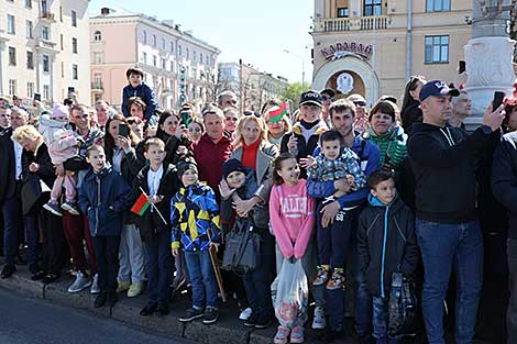 В адрес Лукашенко и белорусского народа поступают многочисленные поздравления с годовщиной Победы