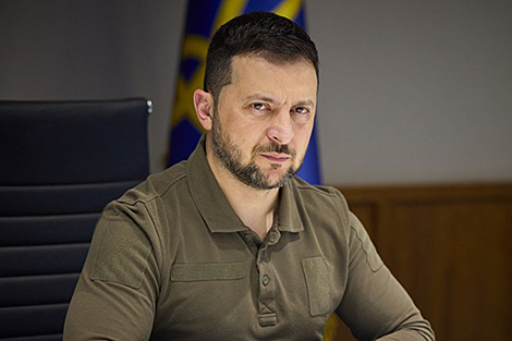 Лукашенко назвал трепом заявления Зеленского с угрозами в адрес Беларуси