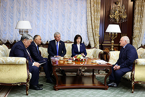 Лукашенко: Беларуси и Кыргызстану надо усиливать региональное сотрудничество