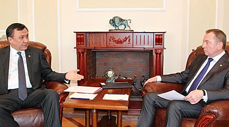 Макей обсудил с послом Кыргызстана дальнейшую активизацию политического диалога