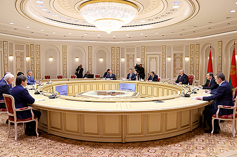 Лукашенко: в сотрудничестве с регионами России мы хотели бы сделать ставку прежде всего на Ленобласть