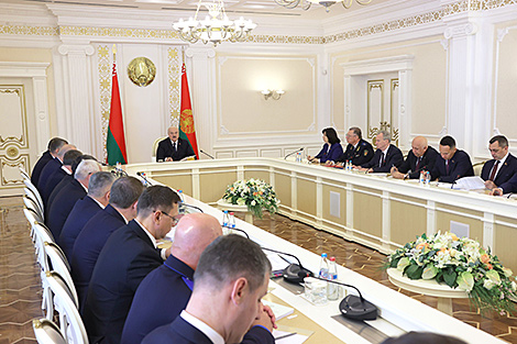 Лукашенко потребовал придать импульс жилищному строительству. Вот что предлагает правительство
