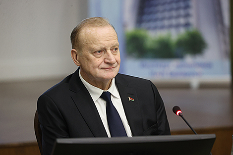 Гусаков: мы стоим перед необходимостью глобального перехода к искусственному интеллекту