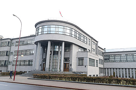 В Совете Республики рассмотрены базовые социально-экономические законопроекты на 2026 год