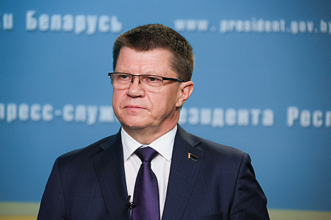 От поваров до комбайнеров. Лукашенко доложили об участии профсоюзов в уборочной кампании