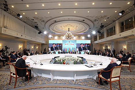 Премьер-министры ЕАЭС договорились о механизме применения ответных мер против третьих стран