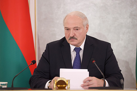 Лукашенко считает, что Беларуси и России надо наращивать совместные усилия в кибербезопасности