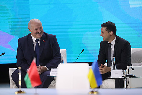 Лукашенко поблагодарил Зеленского за прием в Житомире и пригласил в Беларусь