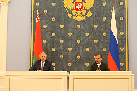 Румас и Медведев согласовали программу по углублению интеграции и перечень дорожных карт