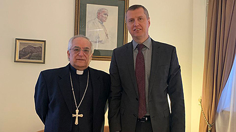 Крутой и апостольский нунций в РФ констатировали конструктивный характер отношений Беларуси и Ватикана