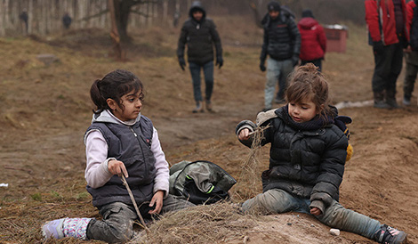 МВД: Беларусь совместно с МОМ и УВКБ ООН вырабатывает меры по возвращению беженцев с границы