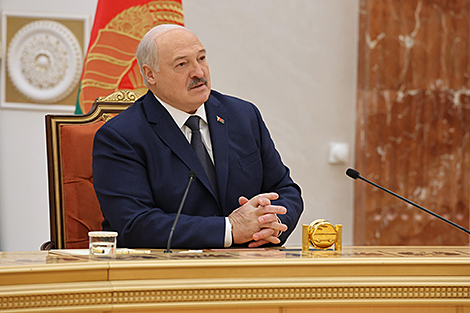 Лукашенко отметил успешную работу над ошибками в белорусском обществе и ориентирует на дисциплину