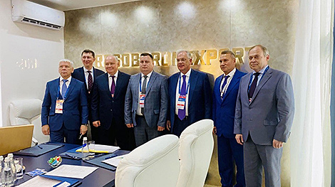 Беларусь и Россия обсудили взаимодействие в военно-технической сфере на международном авиасалоне МАКС-2021