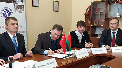 Universities of Belarus, China sign agreement on cooperation