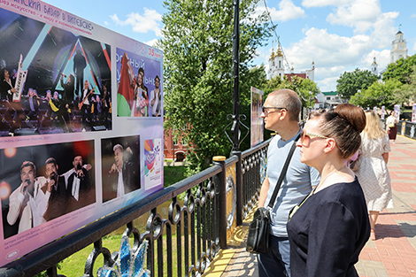 BelTA opens exhibition dedicated to 35th anniversary of Slavianski Bazaar in Vitebsk