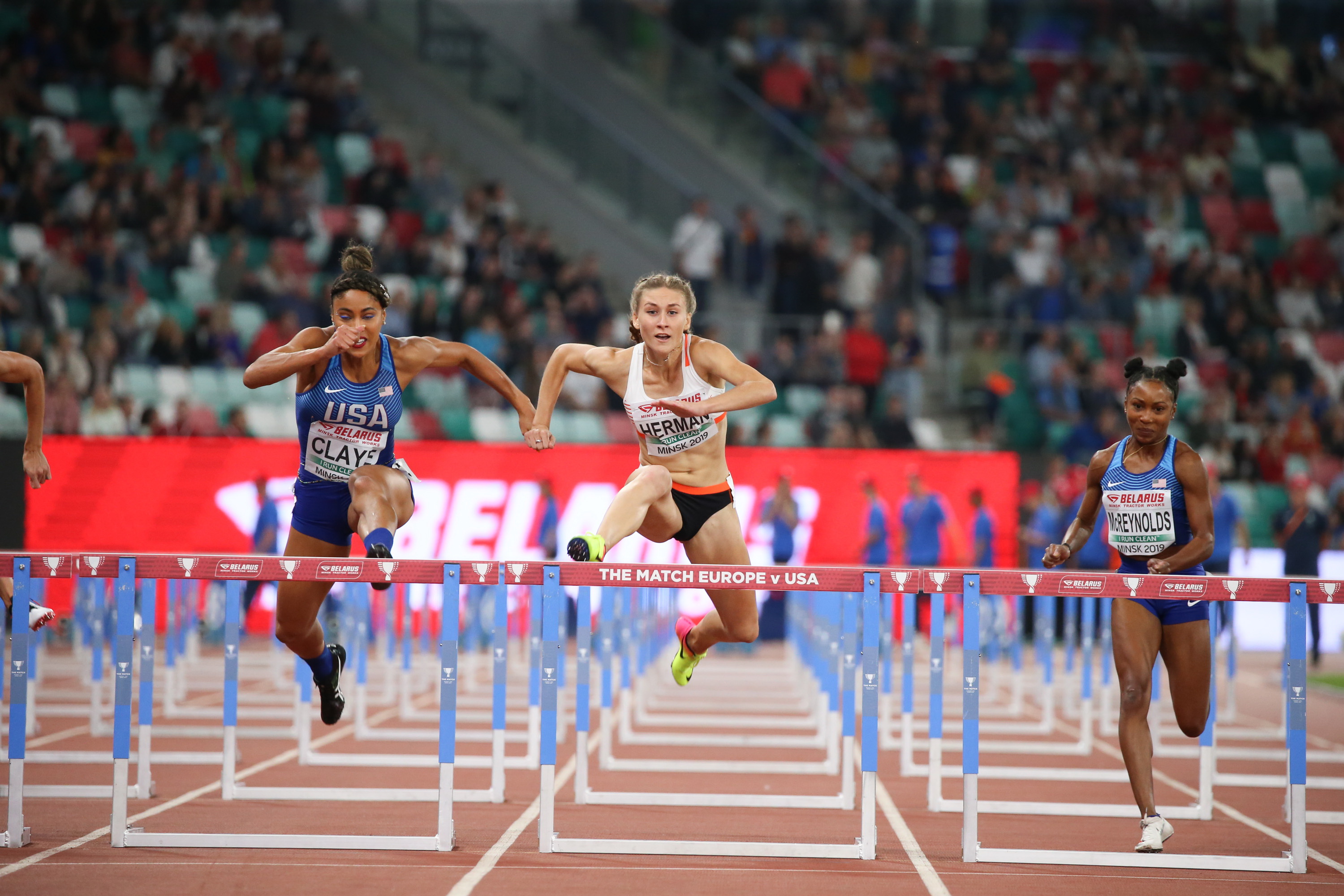 Elvira Herman 3rd in 100m Hurdles at Match Europe v USA