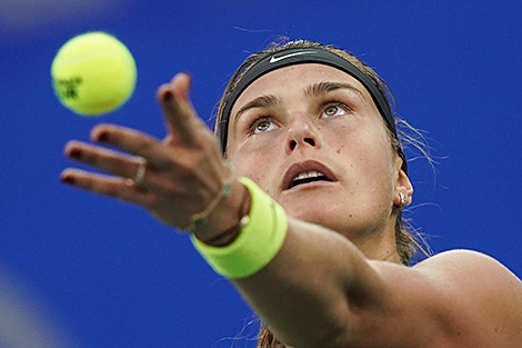 Sabalenka outlasts Jabeur in WTA Finals opener