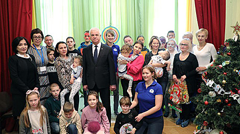 Belarus’ children’s hospice receives gifts from CIS Executive Committee