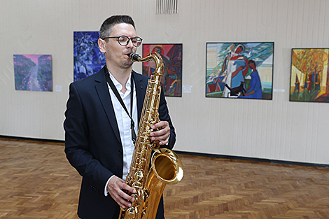 Exhibition of paintings by Belarusian artists opens in Vitebsk