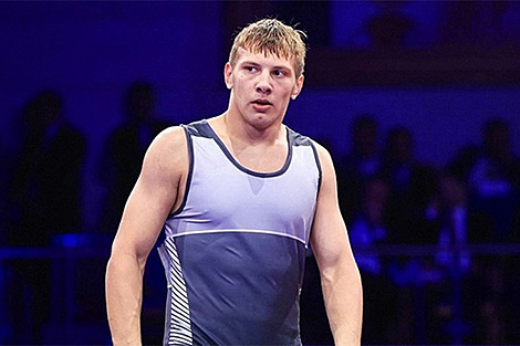 Khaslakhanau wins European wrestling silver